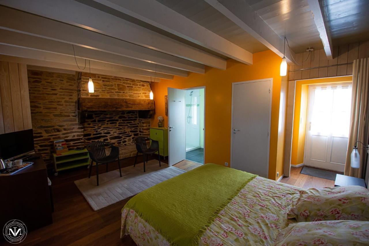 Longere De Nivinen Bed & Breakfast Arzano Ngoại thất bức ảnh